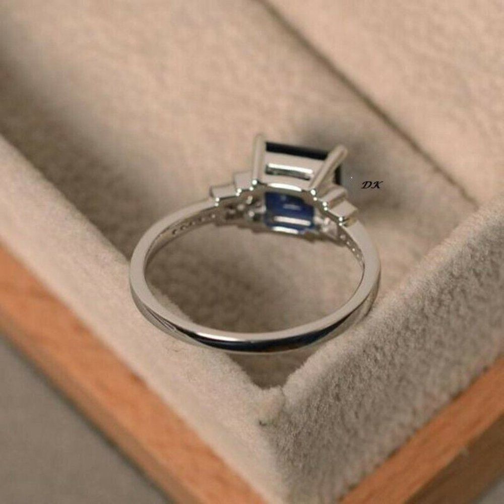 925 PRINCESS CUT BLUE SAPPHIRE ENGAGMENT RING - Picture 3 of 4